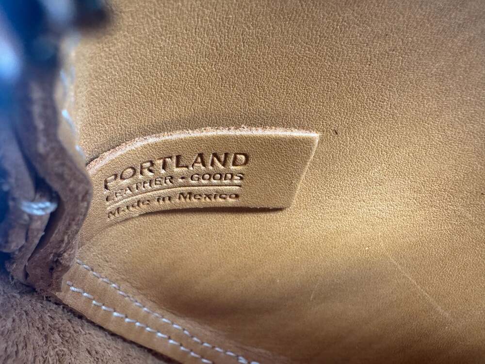 Portland Leather Goods Honey Small Circle Crossbody Full-Grain Leather Bag - Picture 7 of 9